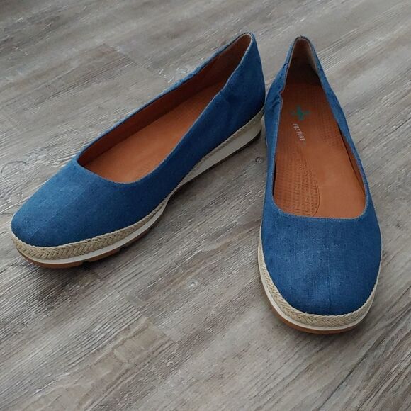 BareTraps Posture Plus blue denim flats Sz 9.5 - Picture 1 of 8